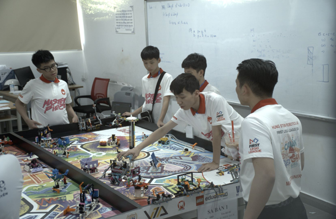 Học sinh trường THCS Giảng Võ đạt giải trong Cuộc thi FIRST LEGO League vòng Quốc gia